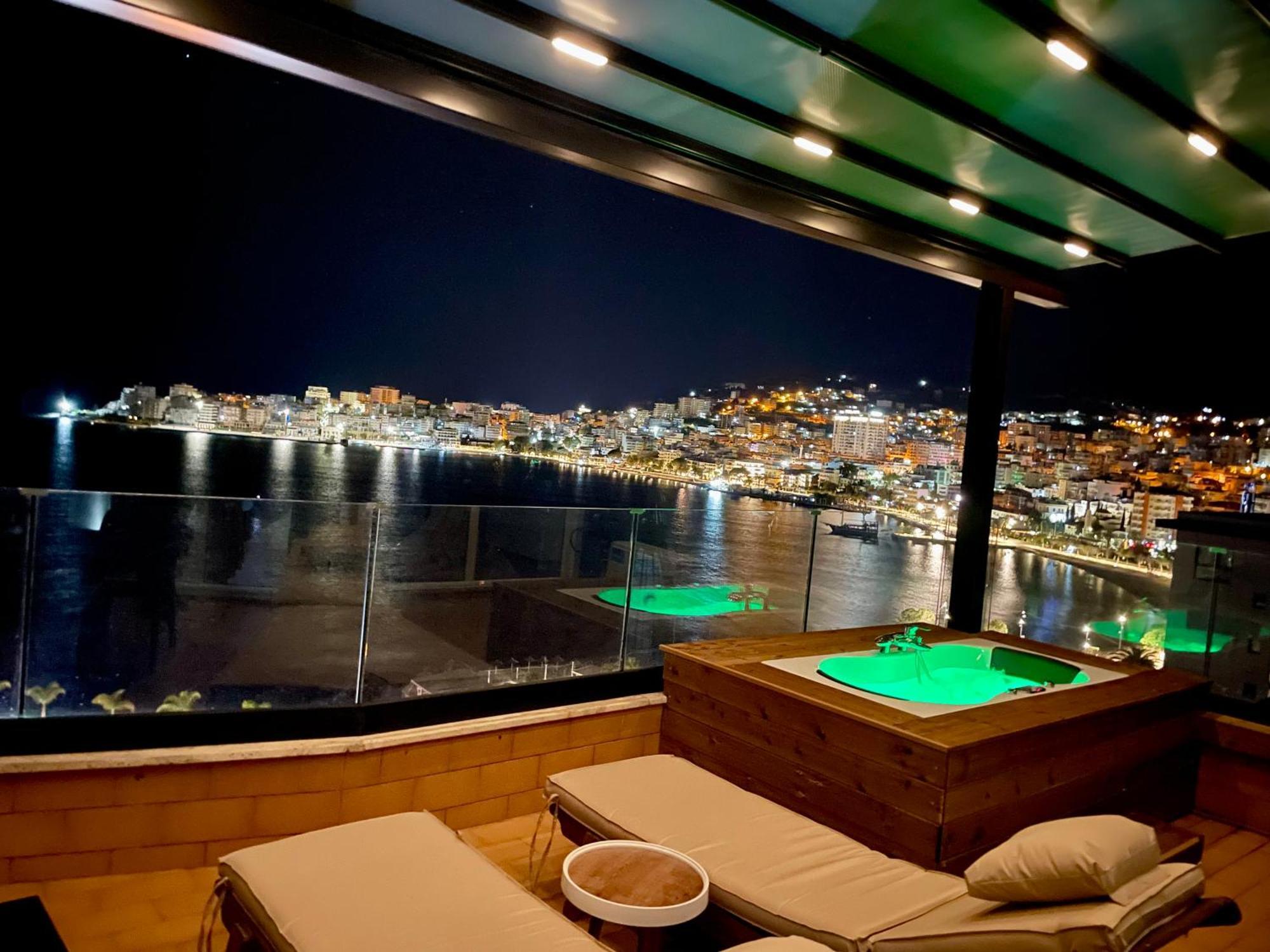 Apartmán Seaview Golden Penthouse Sarandë Exteriér fotografie
