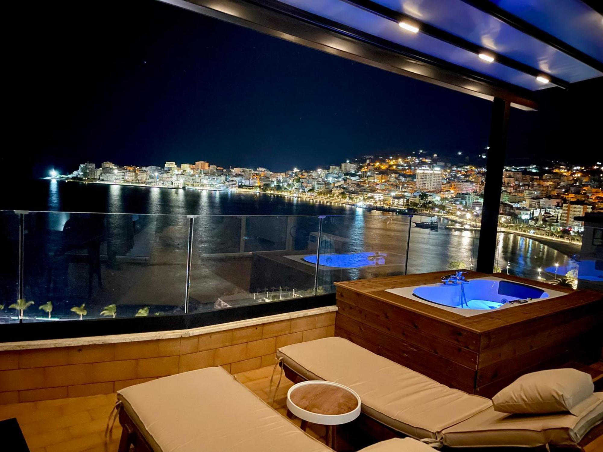 Apartmán Seaview Golden Penthouse Sarandë Exteriér fotografie
